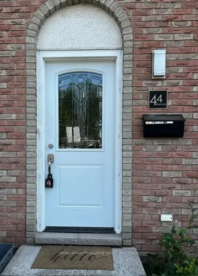 44 Rosemund Crescent 53, Kingston, On K7m 6z4