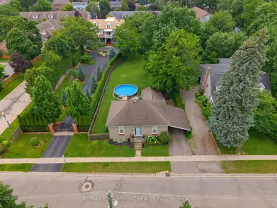 57 Main Street N, Hamilton, On L0r 2h0