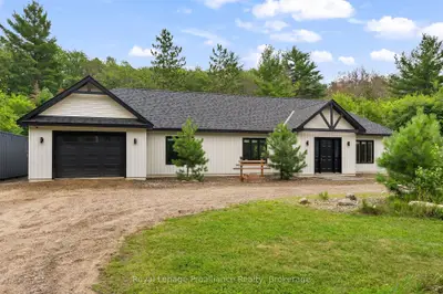41948A COMBERMERE Road, Madawaska Valley, ON K0J 1B0