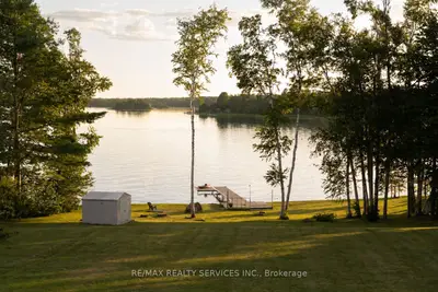 2667 Mary Nichols Road, Selwyn, On K0l 2h0