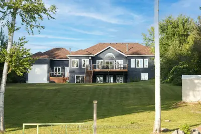 2667 Mary Nichols Road, Selwyn, On K0l 2h0