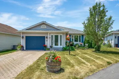 20 Monroe Court, Prince Edward County, On K0k 3l0