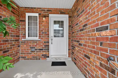 930 Silverfox Crescent, London North, On N6g 5b6