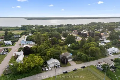 1315 JESSIE Street, Whitewater Region, ON K0J 2L0