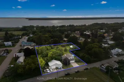 1315 JESSIE Street, Whitewater Region, ON K0J 2L0