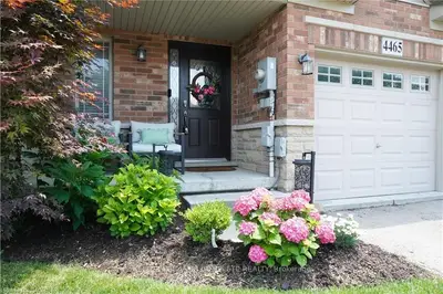 4465 Comfort Crescent, Lincoln, On L3j 1m3