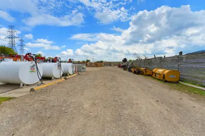 155 Glover Road, Hamilton, On L0r 1p0