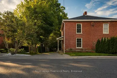 275 Charles Street, Belleville, On K8n 3m7
