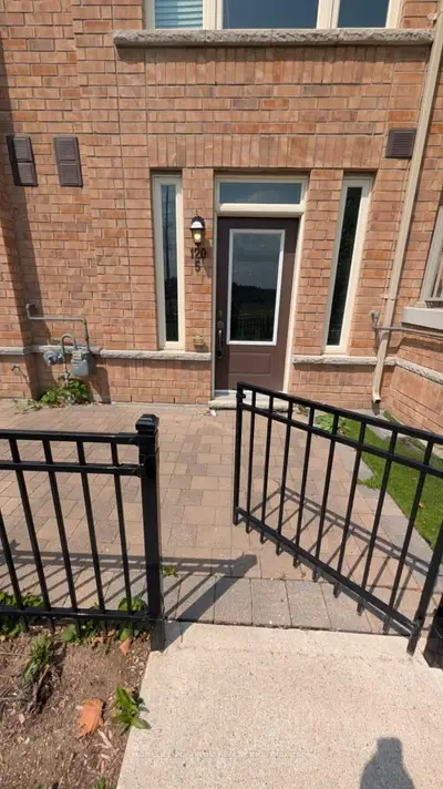 120 Watson Parkway 5, Guelph, On N7e 0p6