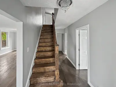 687 Upper James Street, Hamilton, On L9c 2z4
