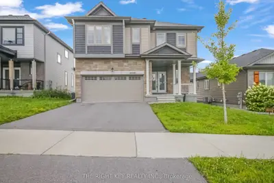 4540 Kelly Farm Drive, Blossom Park - Airport And Area, On K1x 0e8