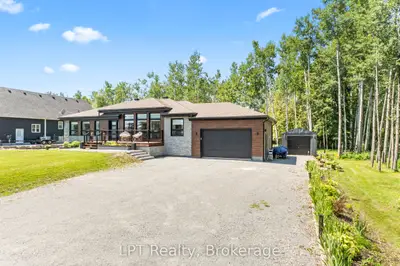 61 Pinewood Boulevard, Kawartha Lakes, On K0m 2t0