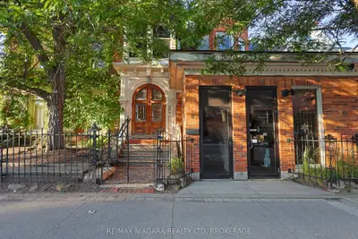 22 Academy Street, St. Catharines, On L2r 4z6
