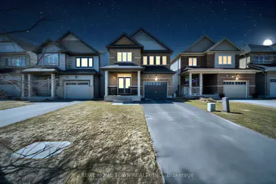 19 Findlay Way, Centre Wellington, On N1m 0a4