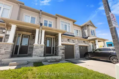Att/Row/Townhouse in Hamilton