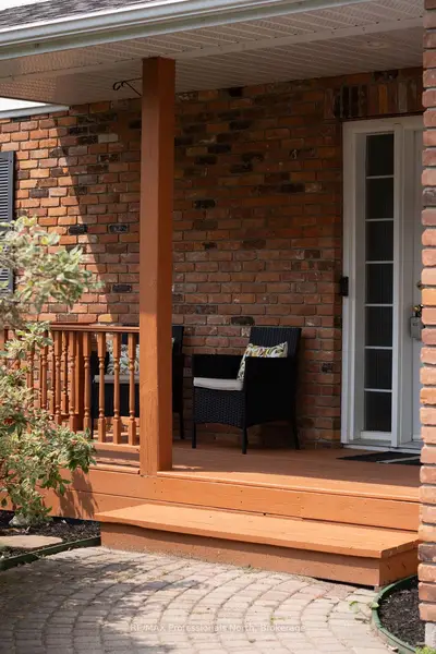 18 Heritage Crescent, Huntsville, On P1h 1s9