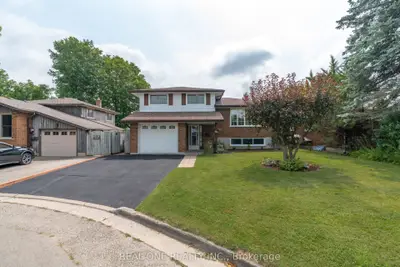 Detached in Guelph