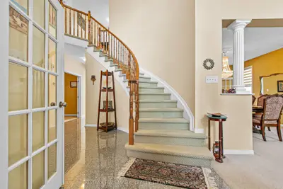 593 Anjana Circle, Barrhaven, On K2j 0e1