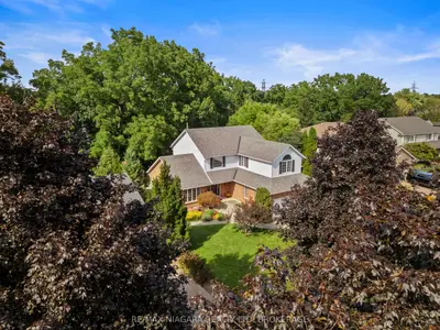 3908 Carolynn Court, Lincoln, On L0r 2c0
