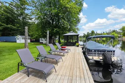 1057 Severn River Road, Gravenhurst, On P0e 1n0