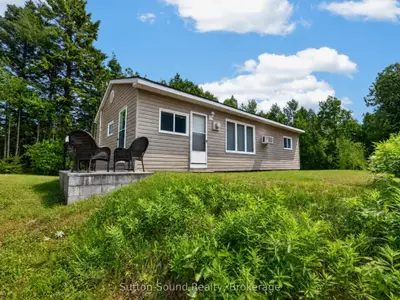 24 Isabella Street, South Bruce Peninsula, On N0h 2t0