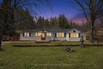 127 Monck Road, Kawartha Lakes, On L0k 1w0