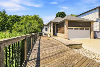 727 Apricot Drive 7, London South, On N6k 5a7