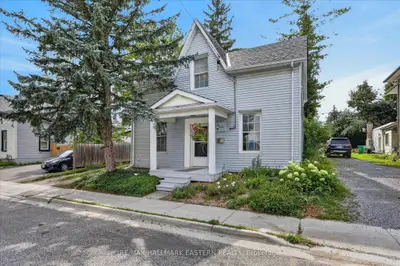 451 Stewart Street, Peterborough, On K9h 4b4