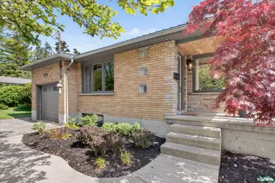 681 Brant Street, London East, On N5y 3m9