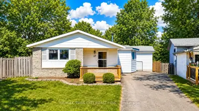 22 Blackhorne Crescent, Kitchener, On N2e 1t1