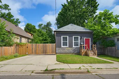 872 Stedwell Street, London East, On N5z 1l8