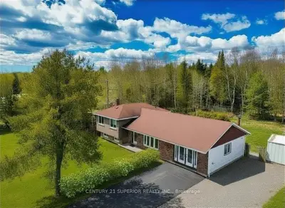 16 Terrace Heights Drive, Terrace Bay, On P0t 2w0