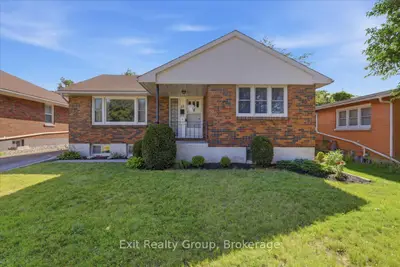 33 FIRST Avenue, Quinte West, ON K8V 4C2
