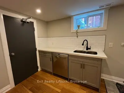 450 Weller Street Basement, Peterborough, On K9h 2n6