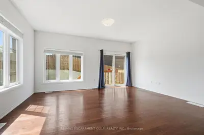 3996 Crown Street, Lincoln, On L3j 0s6