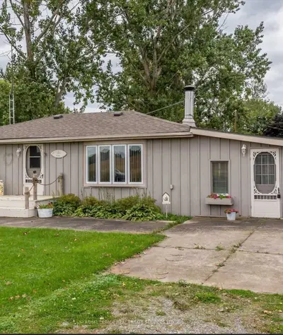 6 Upper Lake, Haldimand, On N0a 1p0