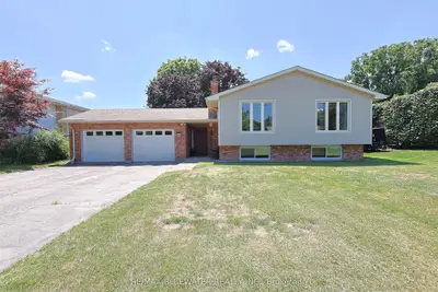 Detached in North Middlesex