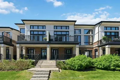 Condo Townhouse in Blossom Park - Airport and Area