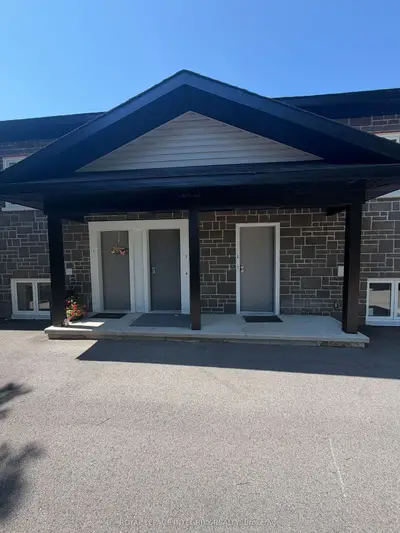 Lower Level in Stittsville - Munster - Richmond