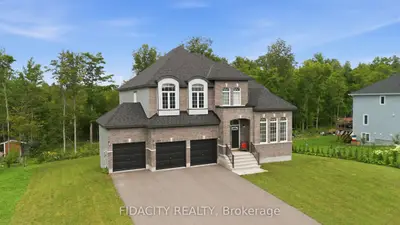 Detached in Mississippi Mills
