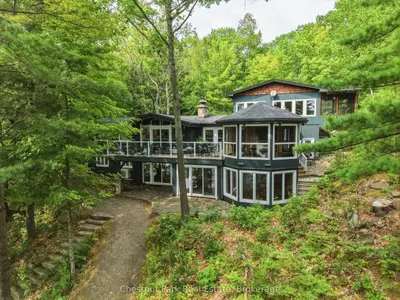 Detached in Lake of Bays