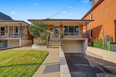Detached in Hamilton