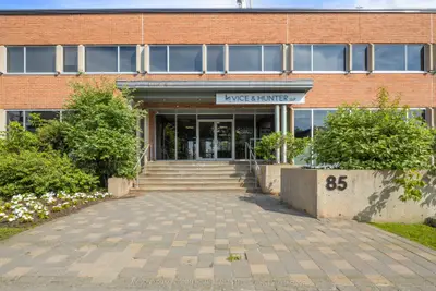 85 Plymouth Street 200, Dows Lake - Civic Hospital And Area, On K1s 3e2