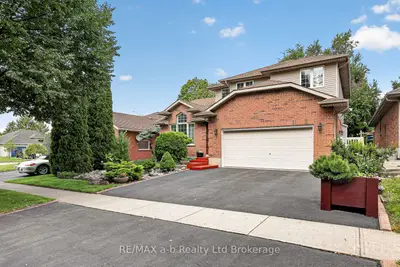 72 Indian Road, Woodstock, On N4t 1r5