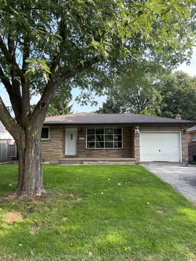 10 Miami Drive, Hamilton, On L9c 2k3