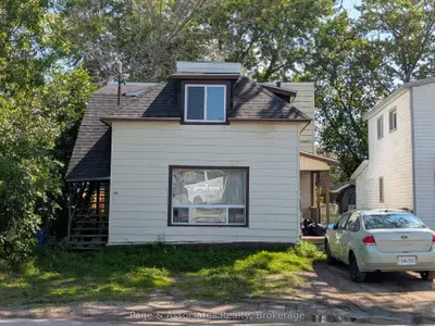 Duplex in West Nipissing