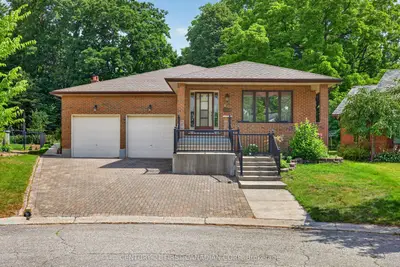 27 Stirrup Court, London North, On N6g 3t8