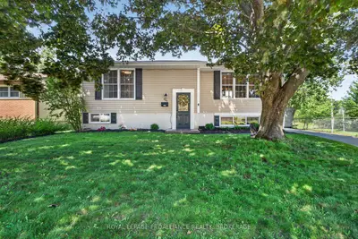 691 Aylmer Crescent, Kingston, On K7m 6l7