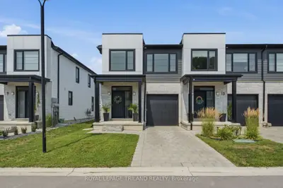 101 Swales Avenue 11, Strathroy-caradoc, On N7g 0c1