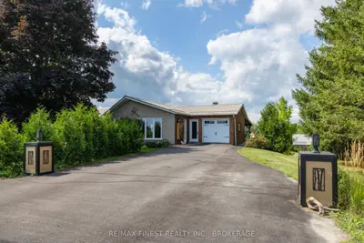 109 3rd Concession Road, Greater Napanee, On K7r 3k7